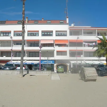 Con Aire Acondicionado De Tres En El Centro Y Junto A La Playa Peñíscola