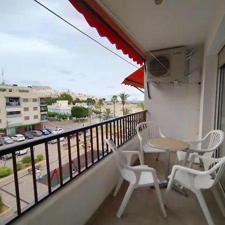 Daire Con Aire Acondicionado De Tres En El Centro Y Junto A La Playa Peñíscola